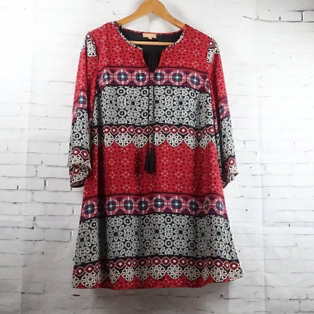 TAKARA RED BLACK & WHITE GEOMETRIC DESIGN 3/4 BELL SLEEVE SHIFT DRESS SIZE MED